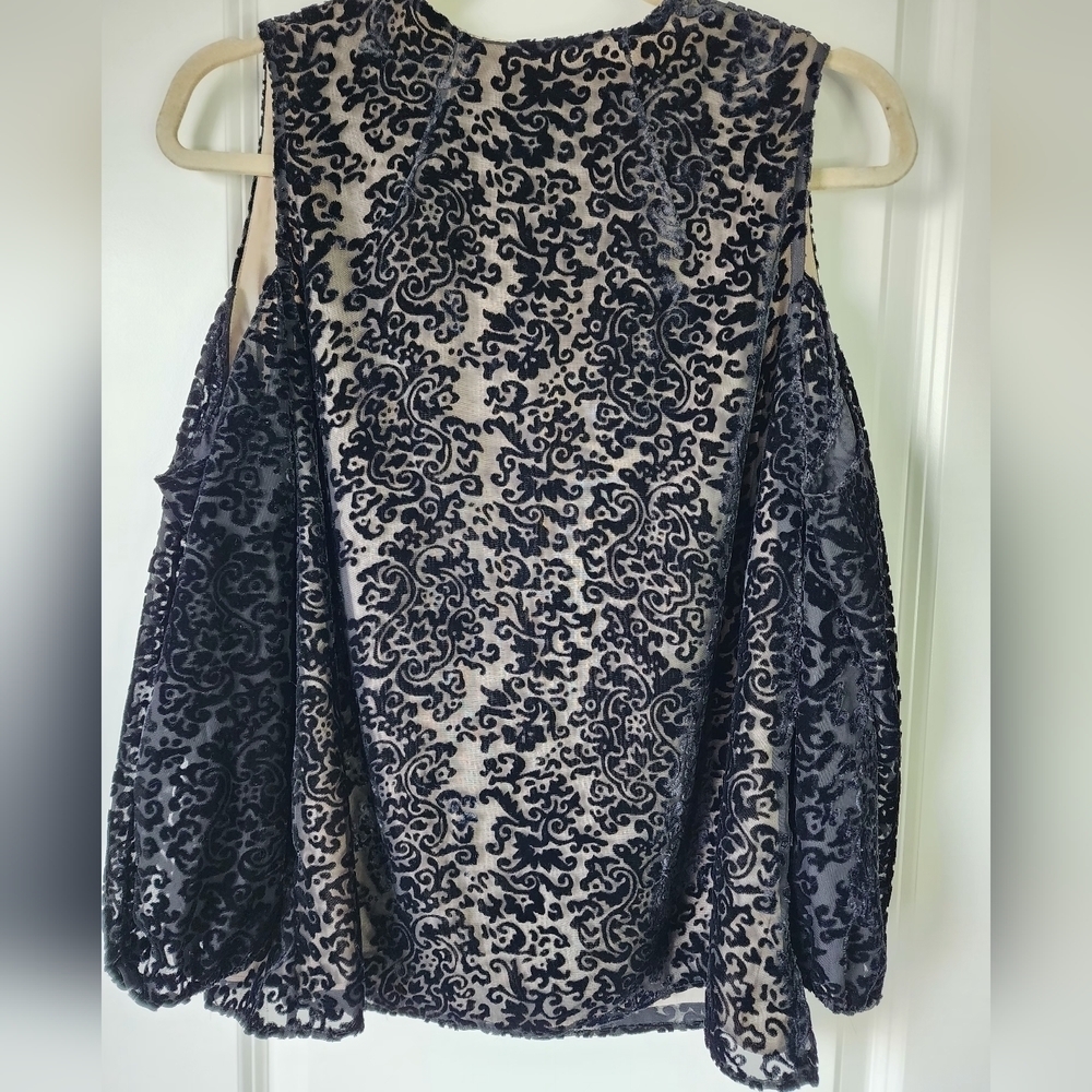 Alice + Olivia Hallie Cold Shoulder Velvet Top Devoré Burnout Black Halter Top